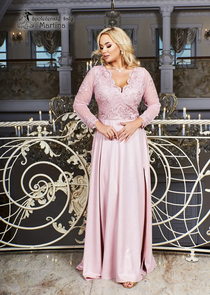Světle růžové dlouhé společenské šaty "Carmen" - vel. 38