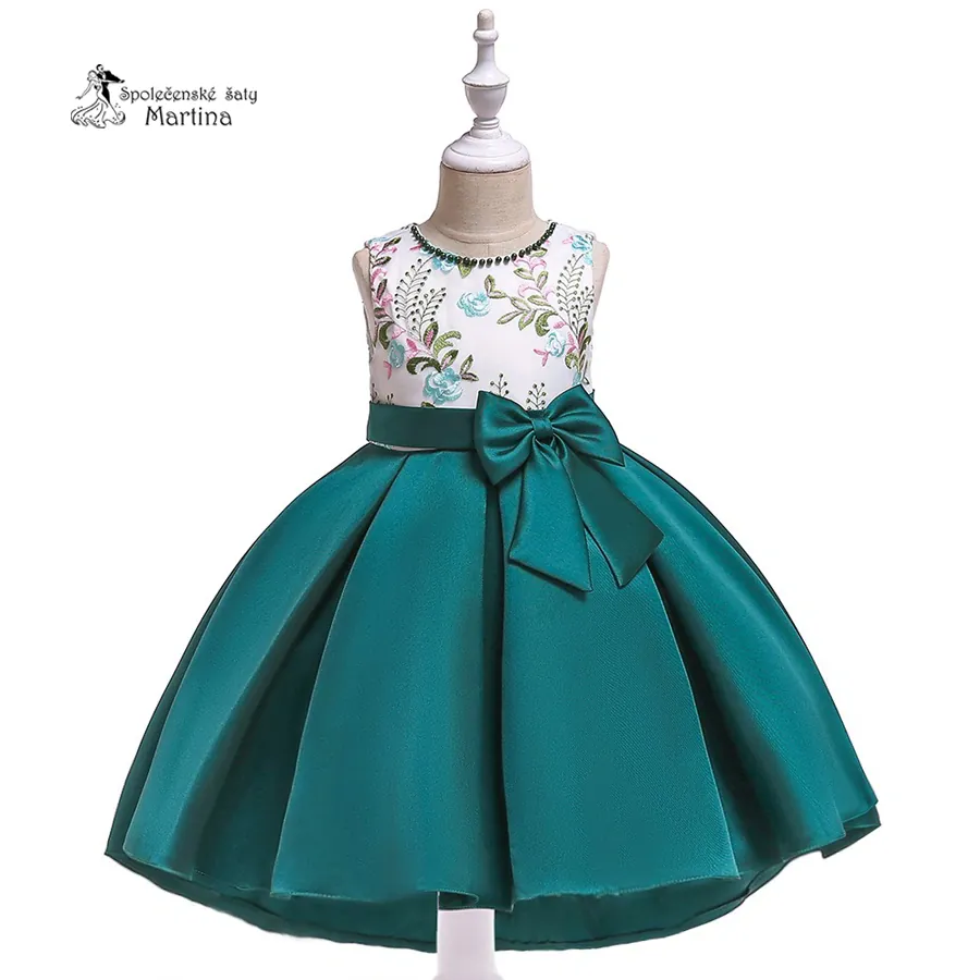 Elegantní tmavě zelené asymetrické šaty "Saskie" s výšivkou v živůtku - vel. 150