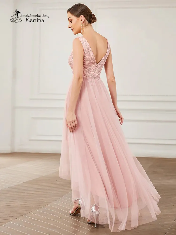 Růžové asymetrické tylové šaty pro družičky s krajkovým živůtkem "Biddy" - vel. 34