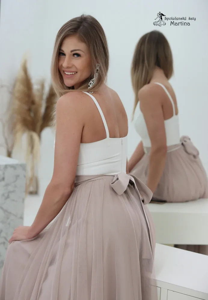Dlouhé bílo-cappuccinové tylové šaty "Babydoll" pro svatebního hosta či družičku - vel. 34