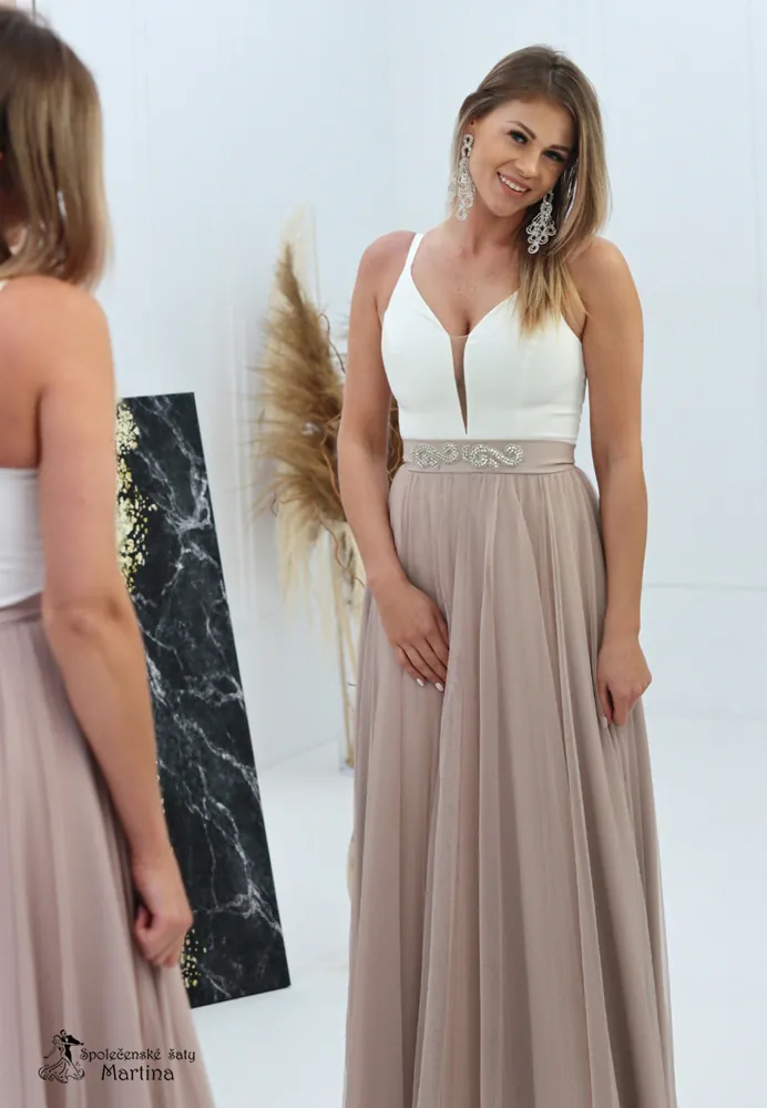 Dlouhé bílo-cappuccinové tylové šaty "Babydoll" pro svatebního hosta či družičku - vel. 36