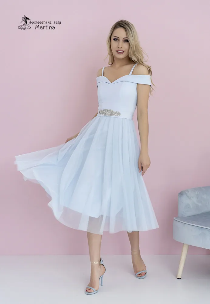 Midi světle modré šaty pro svatebního hosta či družičku "Daisy" se spadenými ramínky - vel. 46