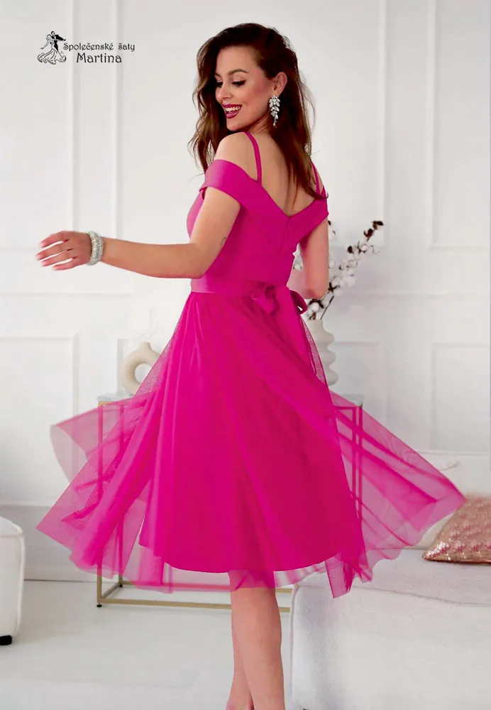 Midi fuchsiové společenské šaty "Daisy" se spadenými ramínky - vel. 42