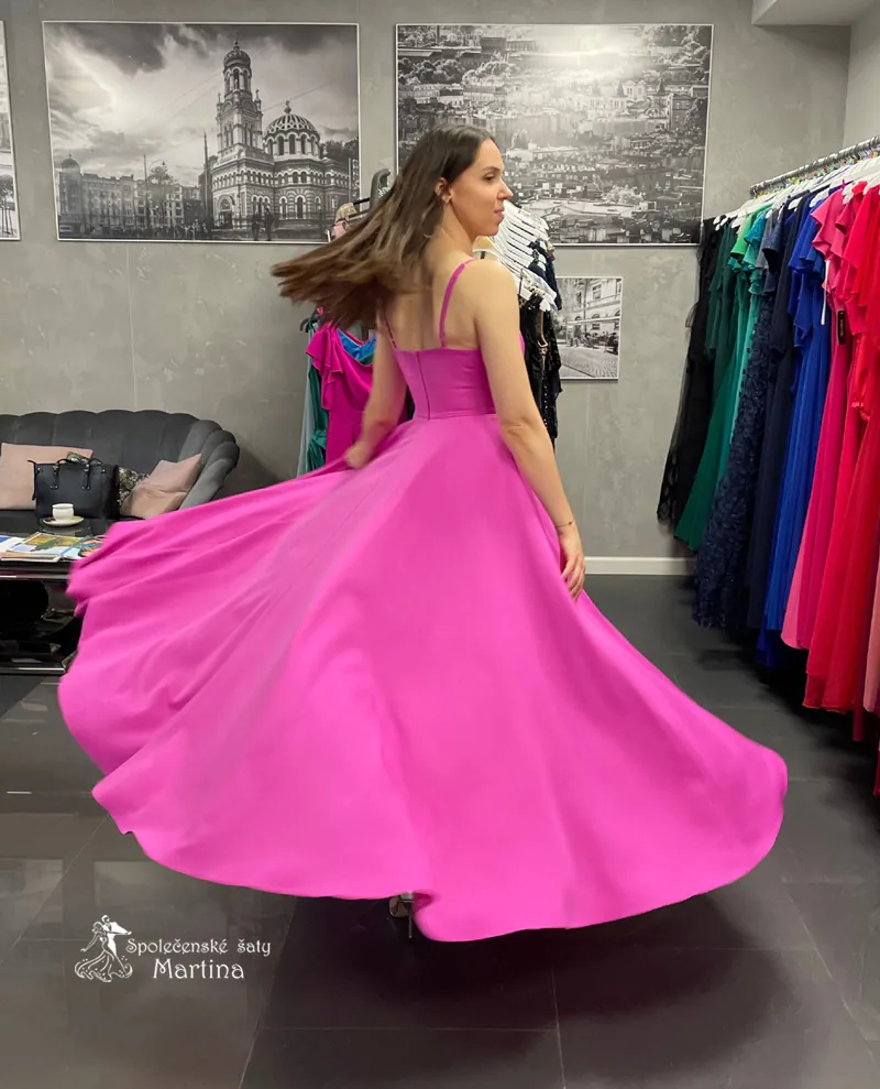 Intenzivně růžové společenské šaty "Valencia" na tenká ramínka - vel. 38