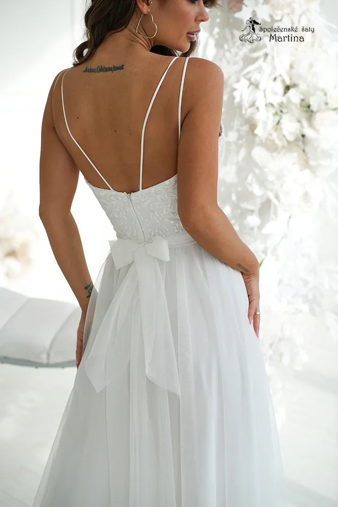 Tylové ecru šaty "Marylin" s krásně zdobeným živůtkem - vel. 40