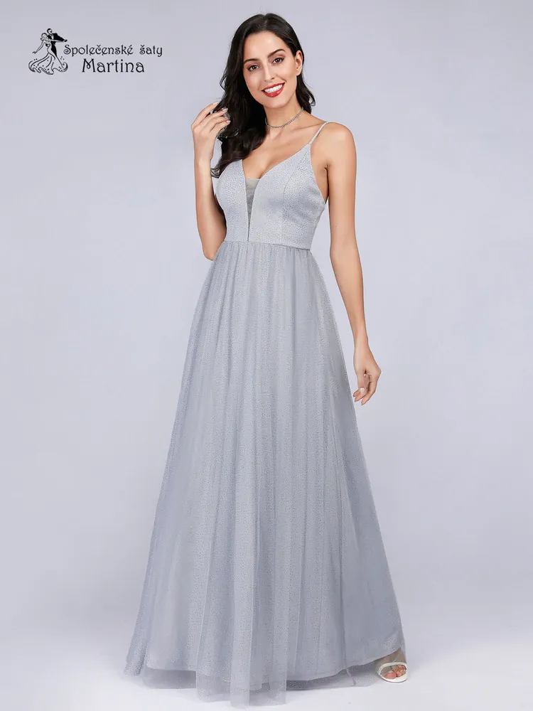 Dlouhé třpytivé světle šedé šaty "Taima" - vel. 34