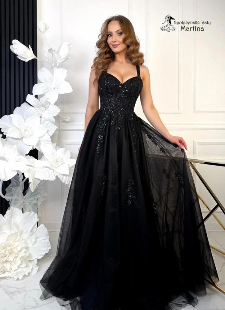 Černé maturitní šaty "Esmeralda" se širšími ramínky pro plus size postavy