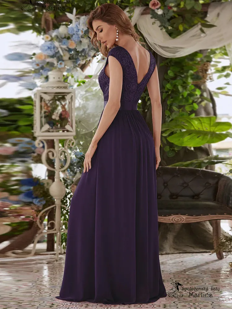 Fialové společenské šaty "Siera" s krajkovým živůtkem