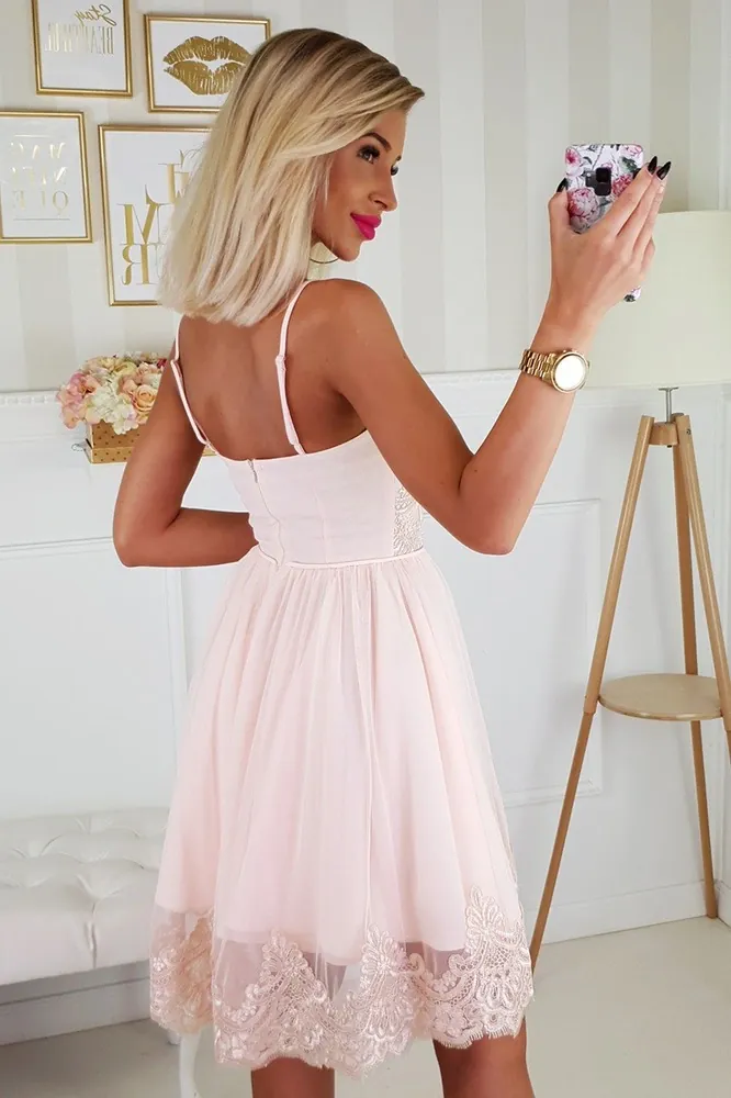 Broskvové koktejlky "Betsy" na špagetová ramínka