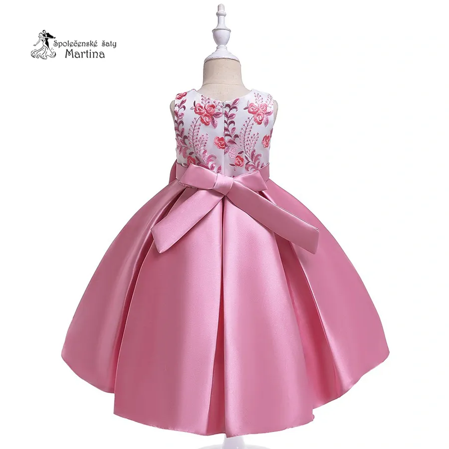 Elegantní tmavě růžové asymetrické šaty "Saskie" s výšivkou v živůtku  4-10 let 