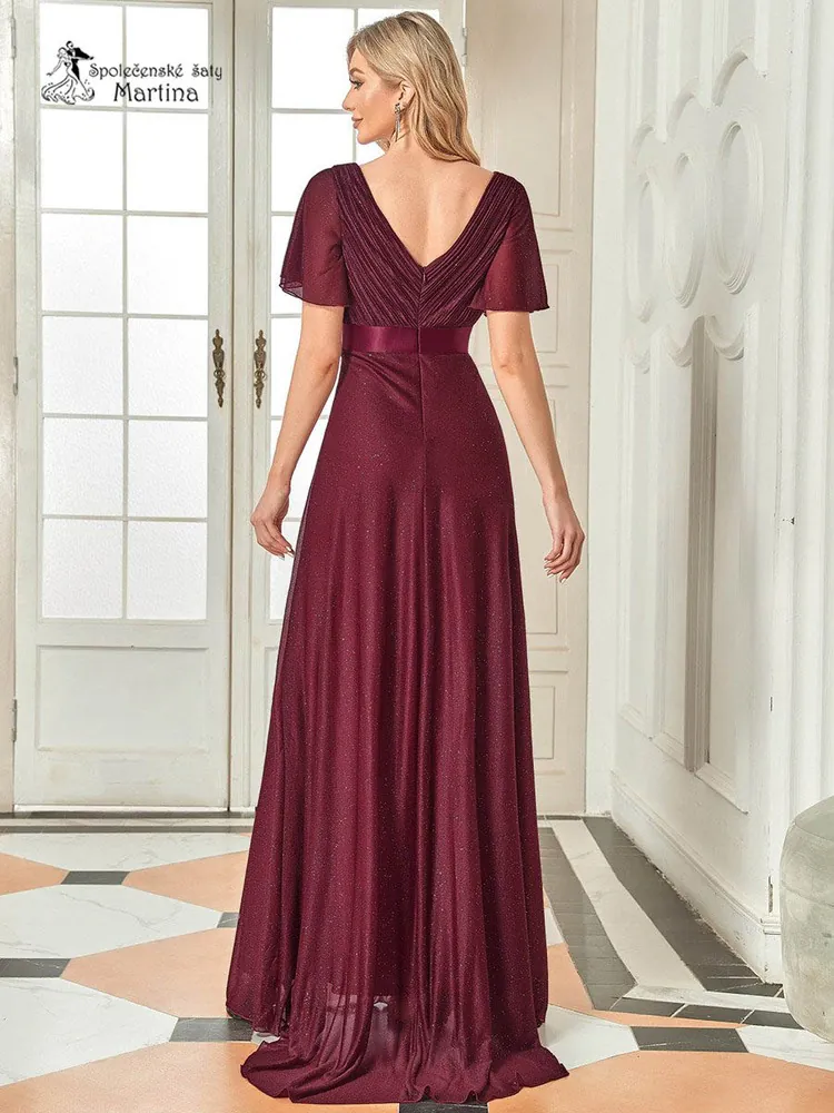 Vínové jemně třpytivé společenské šaty s volnými rukávy "Darien" 
