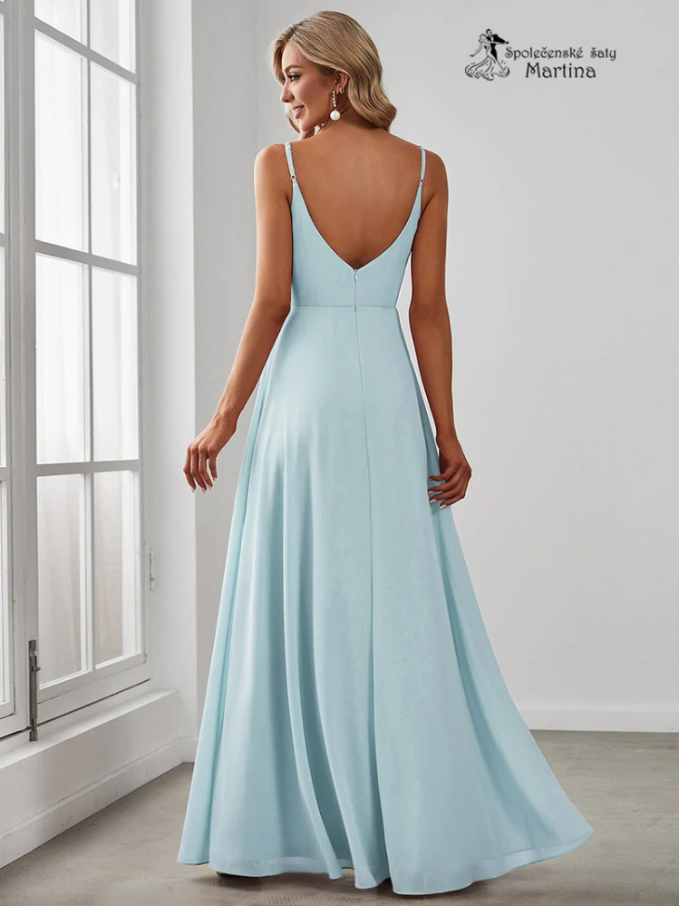 Jednoduché elegantní světle modré šaty pro svědkyni, družičku či svatebního hosta "Valerdi" se špagetovými ramínky