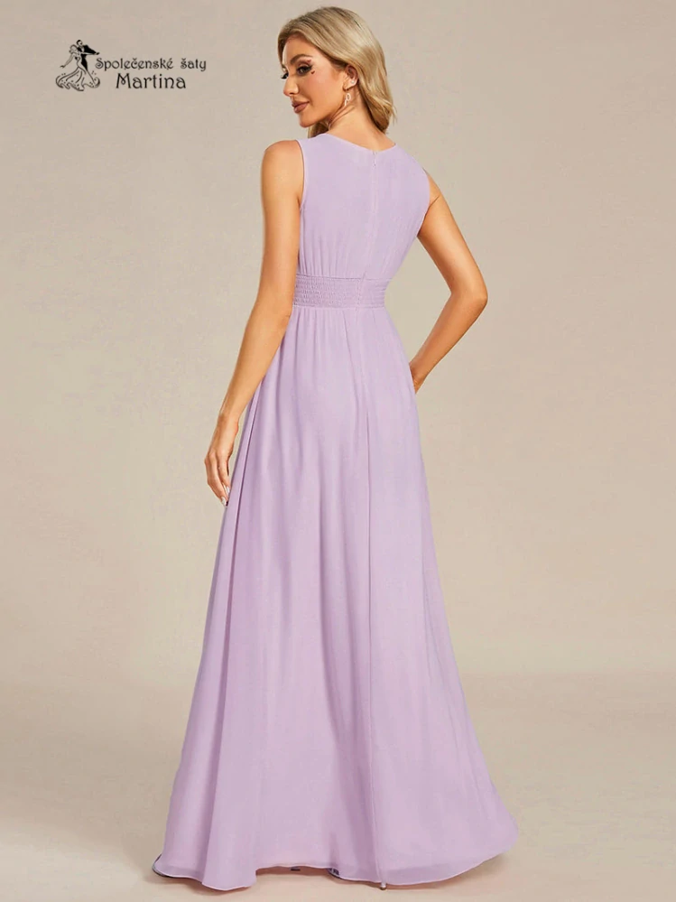 Lila společenské šaty "Cherry" s lodičkovým výstřihem