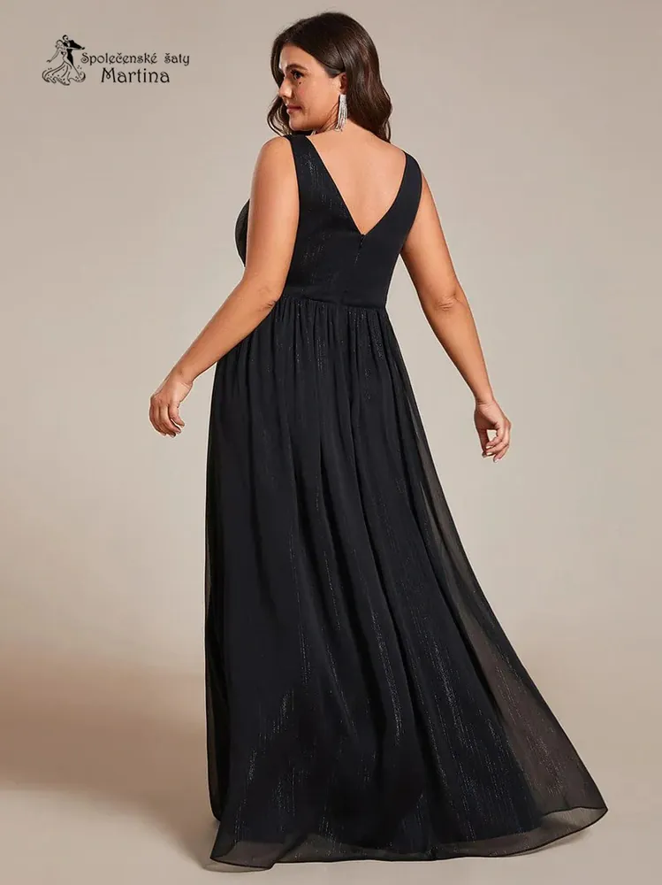 Plus size černé dlouhé společenské šaty "Kristeen" z krásné látky protkané stříbrnou nití