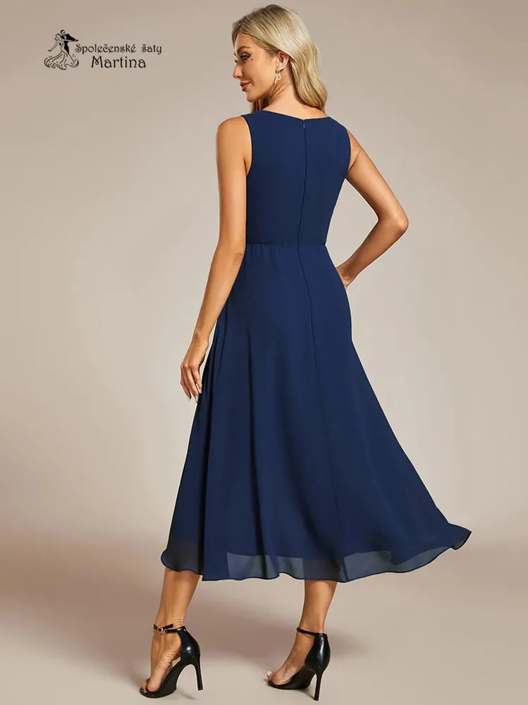 Tmavě modré asymetrické šifonové šaty "Ravenna" na široká ramínka a s aplikací v pase