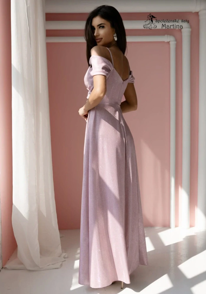 Dlouhé pudrově růžové brokátové společenské šaty "Valentina" se spadenými rukávy