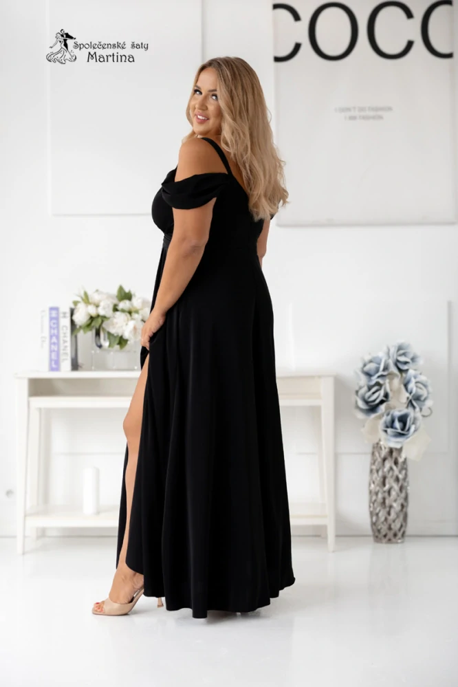 Dlouhé černé hladké společenské šaty "Valentina" se spadenými rukávy - vel. 48
