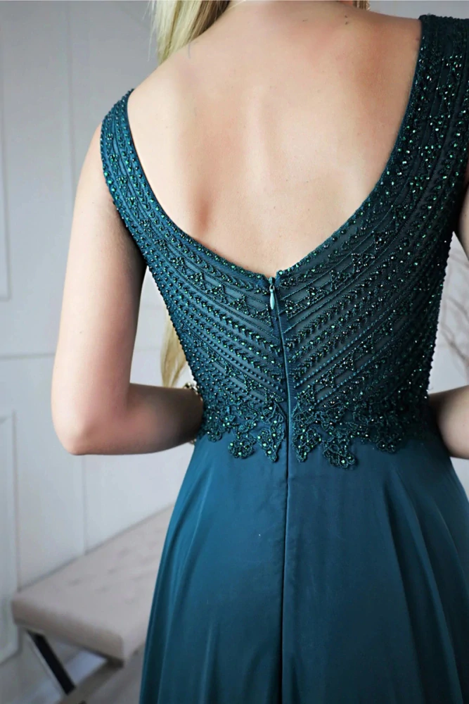 Luxusní lahvově zelené šaty "Campari" se zdobeným živůtkem a kolovou sukní