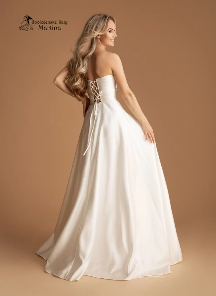 Bílé korzetové saténové svatební šaty či na věneček / do tanečních "Ruth" na šněrování