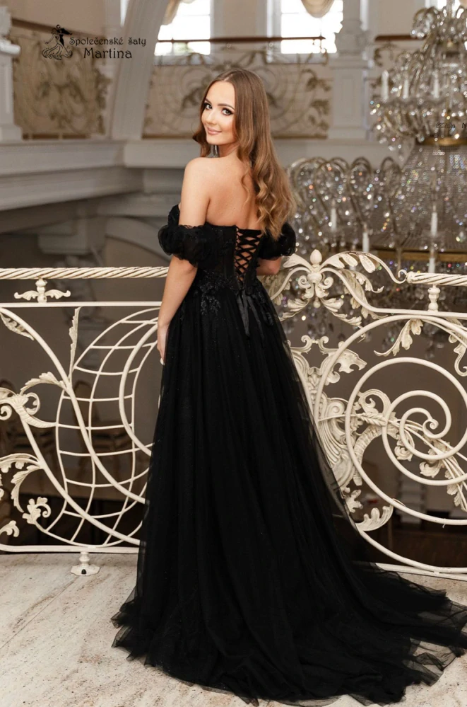Černé tylové společenské šaty "Vanessa" s rozparkem a třpytivým efektem - vel. XS