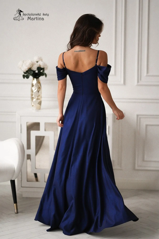 Tmavě modré šaty "Sunny" se spadenými ramínky z jemně lesklého materiálu - vel. 42