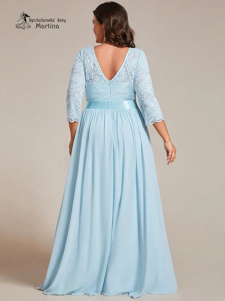 Světle modré společenské šaty s 3/4 krajkovými rukávy "Trish XXL"