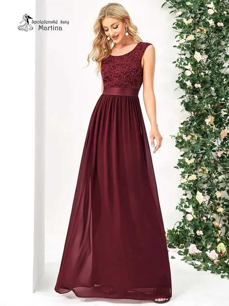 Vínové společenské šaty "Siera" s krajkovým živůtkem