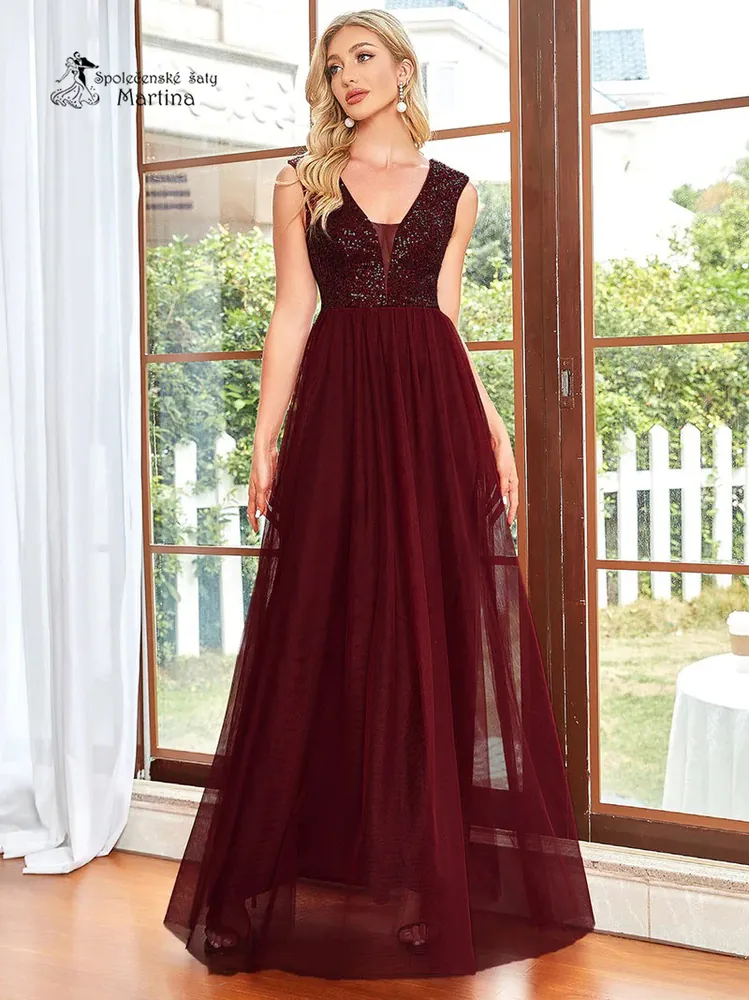 Vínové tylové šaty "Kaety" s flitrovým živůtkem a širokými ramínky