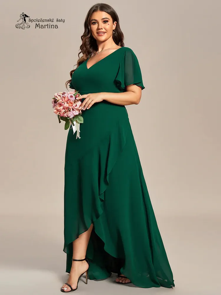 Dlouhé asymetrické zelené plus size šaty "Rubye" s volnými rukávy