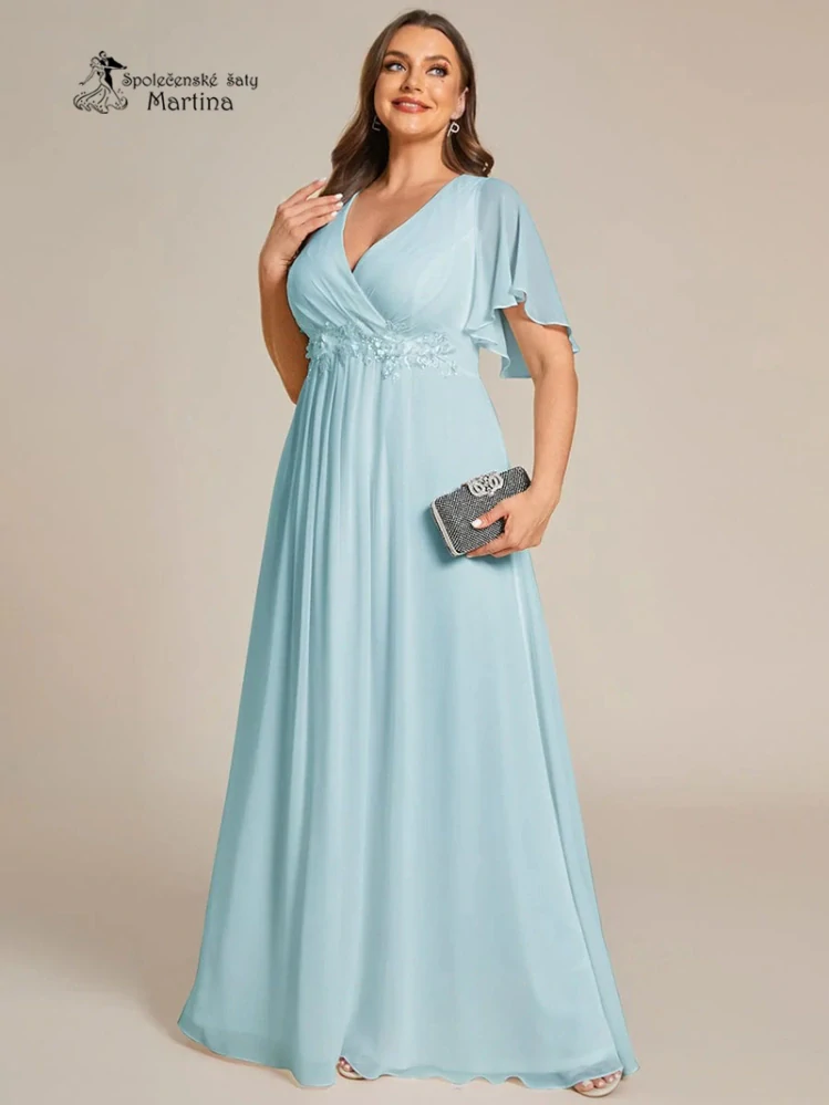 Světle modré šifonové šaty "Pandora" s volným rukávem a aplikací v pase