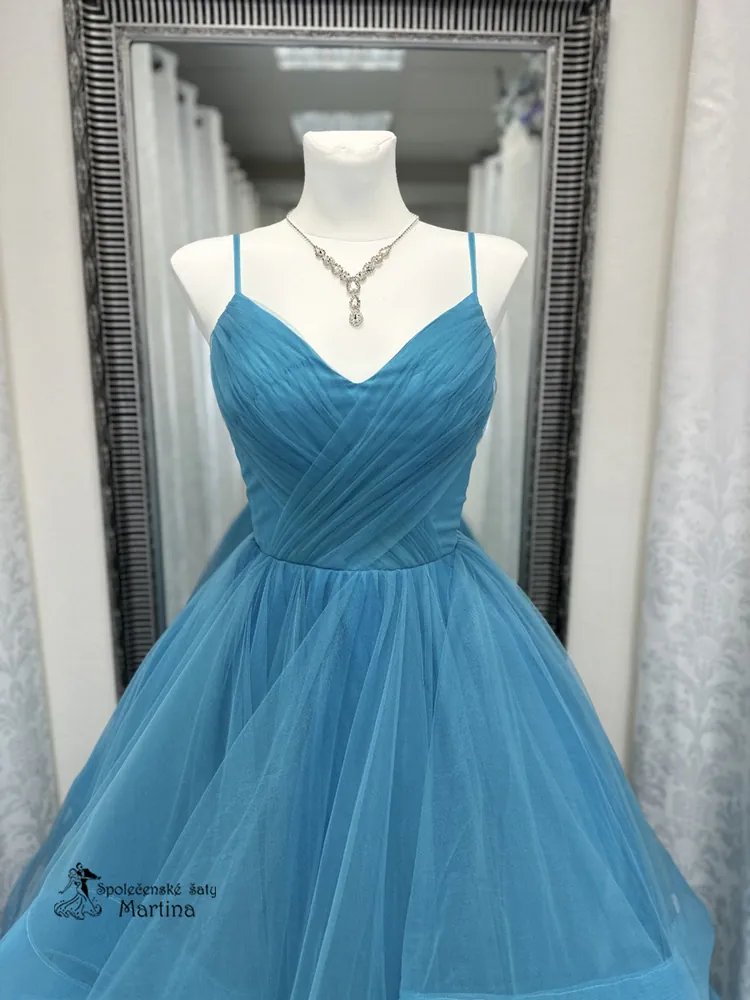 Staromodré maturitní šaty "Brooklyn" s volány v sukni