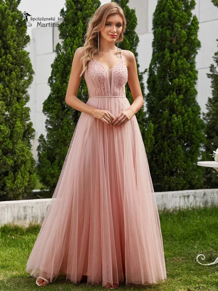 Růžové tylové šaty s perličkami v živůtku "Tiana"