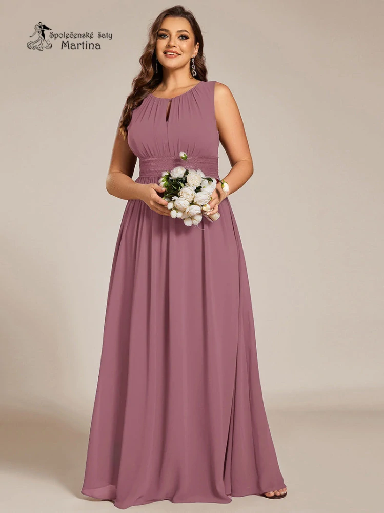 Šeříkové plus size společenské šaty "Cherry" s lodičkovým výstřihem