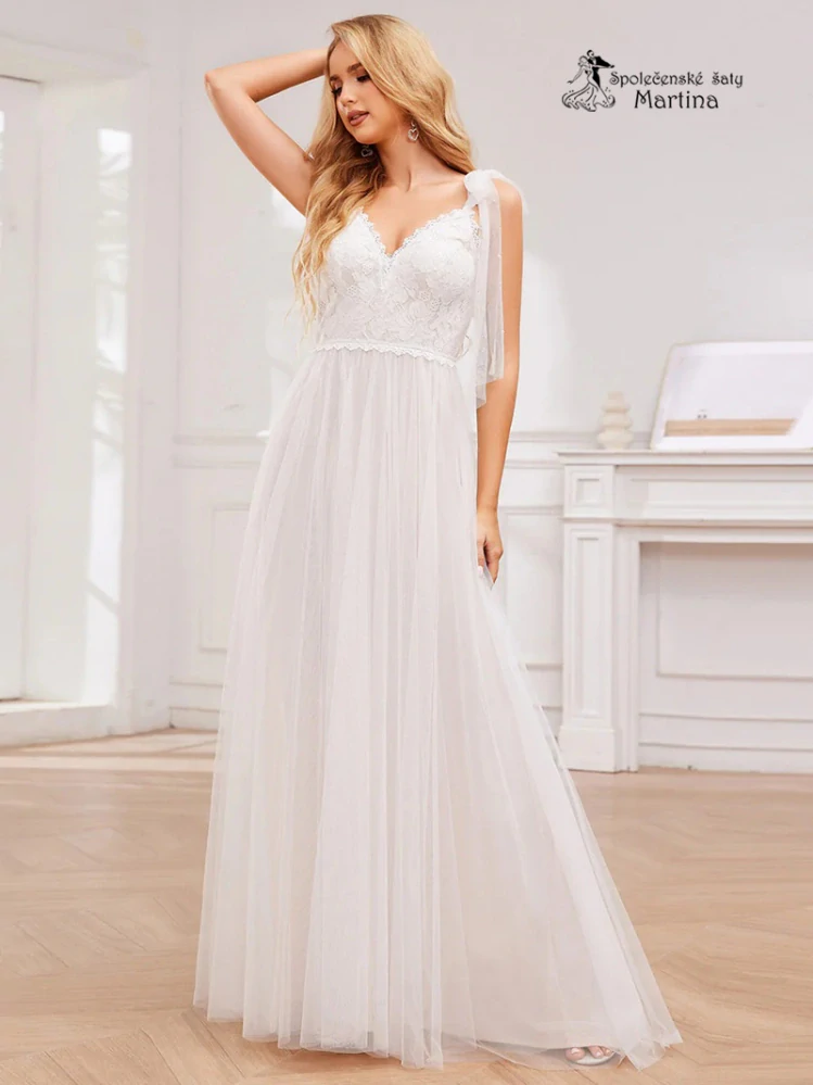 Něžné svatební šaty s krajkovým živůtkem a lehkou tylovou sukní "Morah"