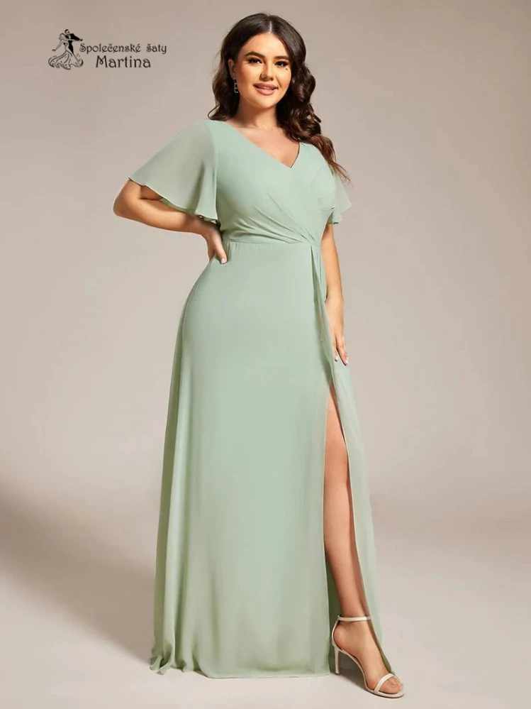 Elegantní mintové společenské plus size šaty s volnějším krátkým rukávem "Janine"