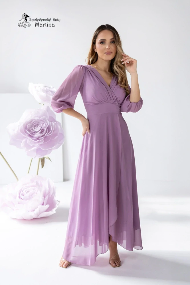 Lila dlouhé asymetrické šifonové šaty "Abigail" s ¾ rukávem