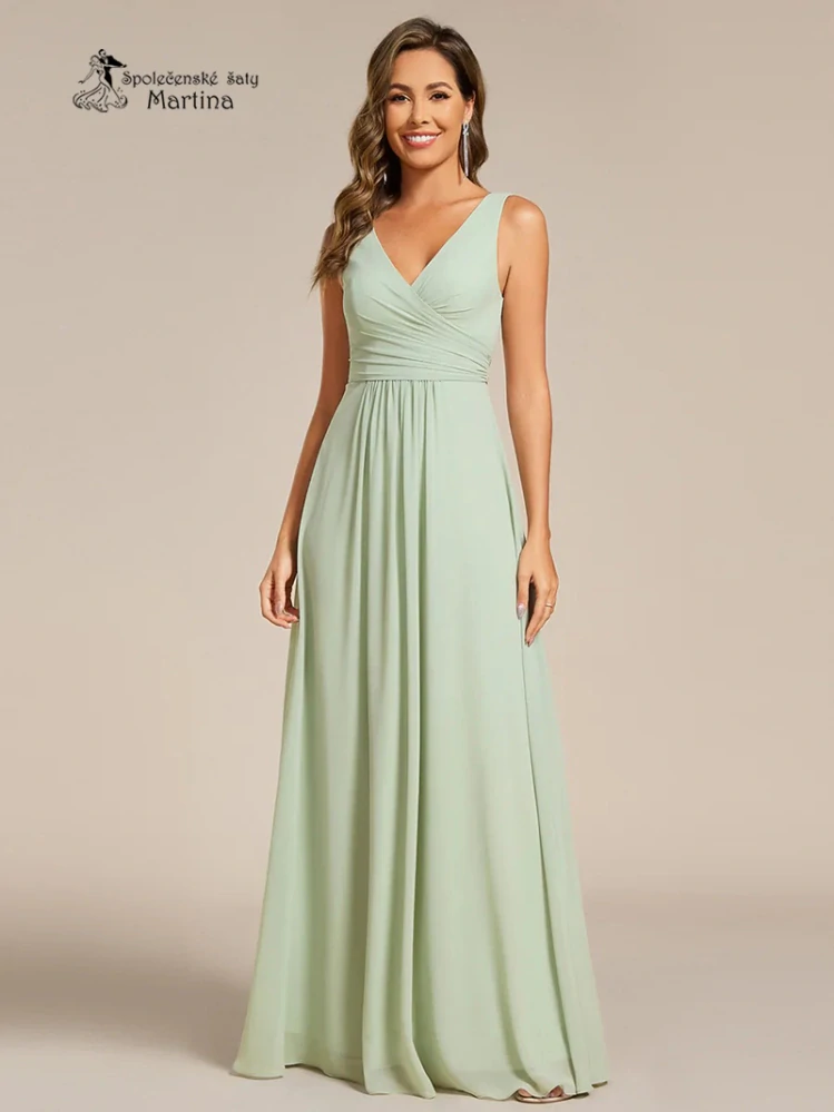 Světle zelené šaty pro družičku či svatební hostku na široká ramínka "Tara"
