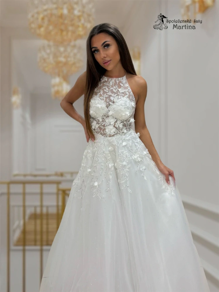 Bílé tylové svatební šaty či na věneček "Bakardis" s 3D květinami a šněrováním na zádech - vel. 38