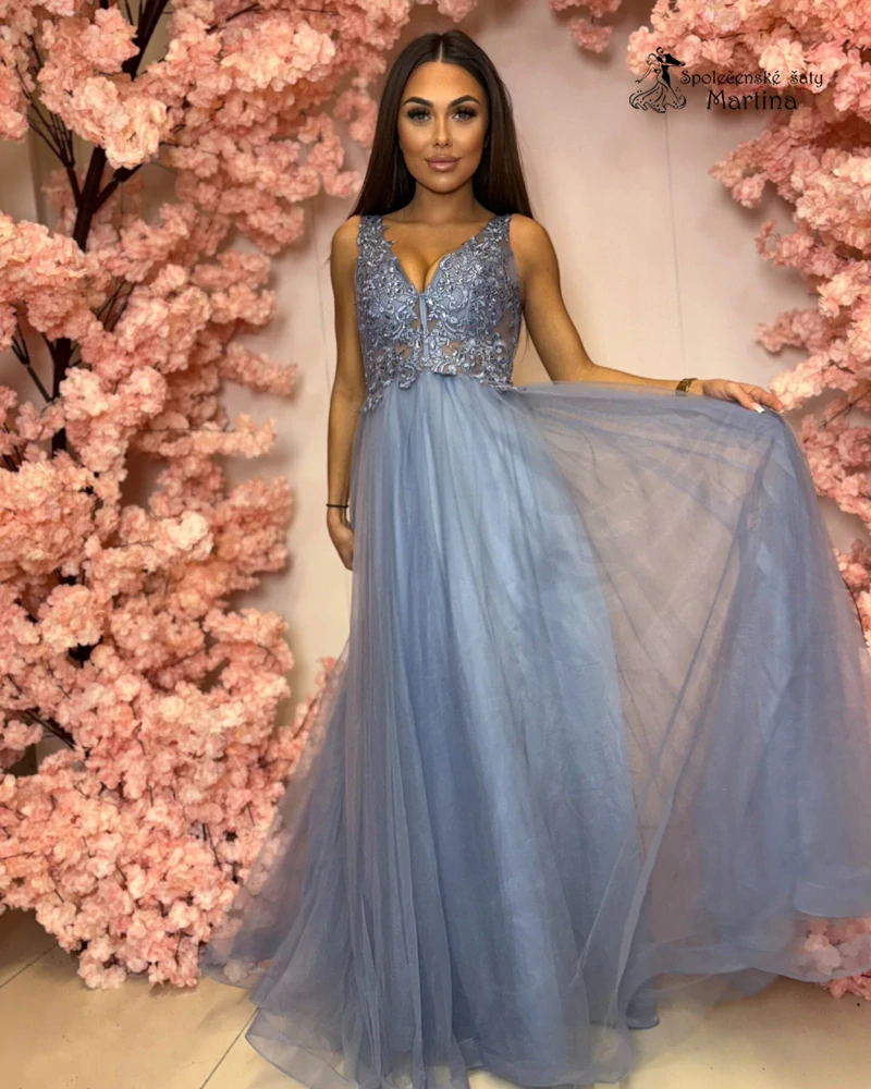 Staromodré tylové společenské šaty "Bartnisse" s krajkovým živůtkem a vzdušnou sukní - vel. 36