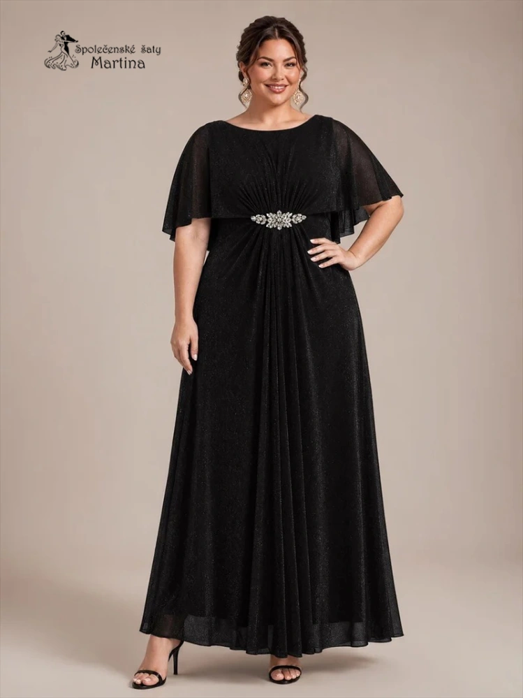 Černé plus size společenské šaty "Darina“ s pelerínovými rukávy a zdobením v pase