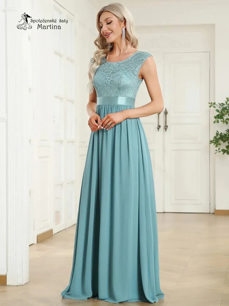 Staromodré společenské šaty "Siera" s krajkovým živůtkem