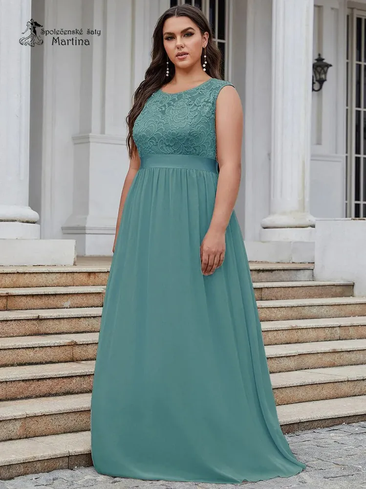 Staromodré společenské šaty "Siera XXL" s krajkovým živůtkem