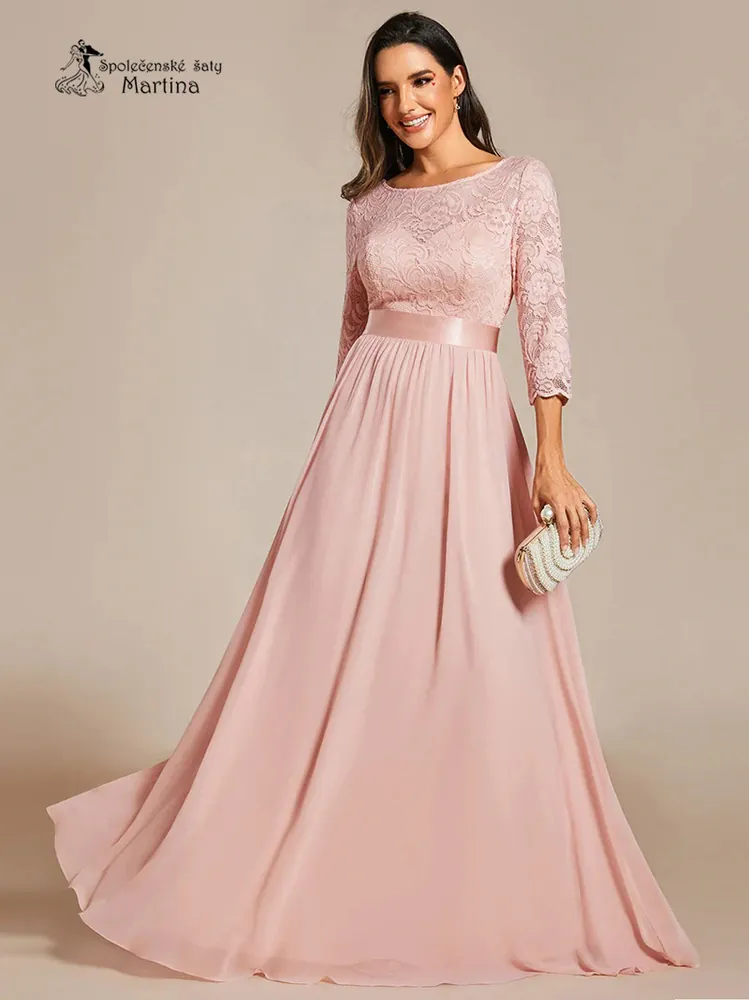 Světle růžové společenské šaty s 3/4 krajkovými rukávy "Trish" 