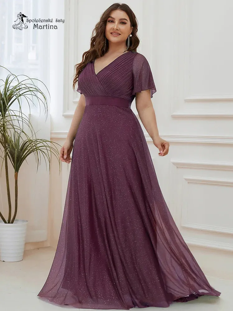 Tmavě fialové jemně třpytivé společenské šaty s volnými rukávy "Darien XXL" 