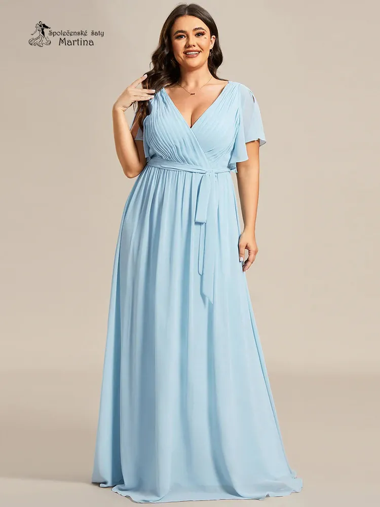 Blankytně modré společenské plus size šaty či pro svatebního hosta "Katherine" s volnými rukávy