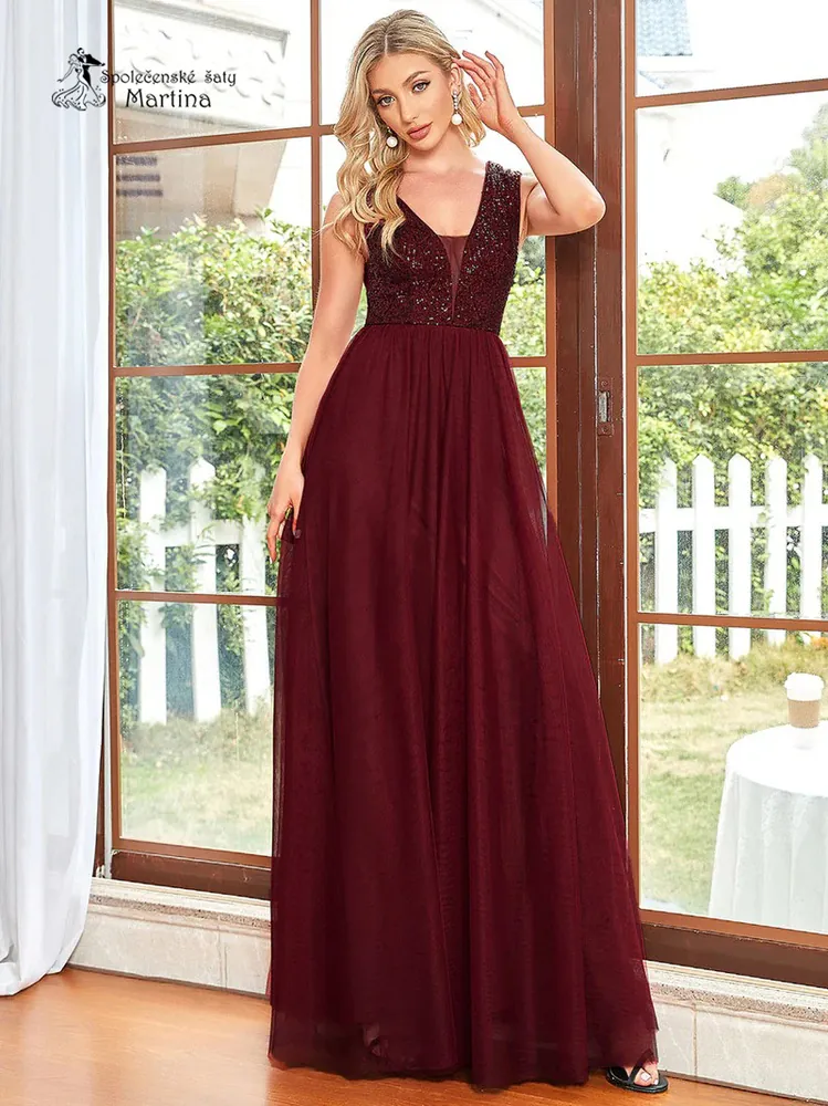 Vínové tylové šaty "Kaety" s flitrovým živůtkem a širokými ramínky