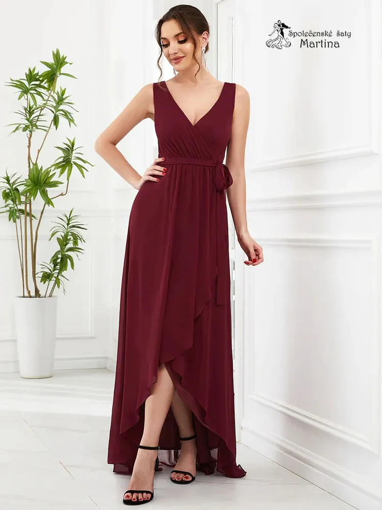 Vínové asymetrické šaty na svatbu "Blair" se širokými ramínky