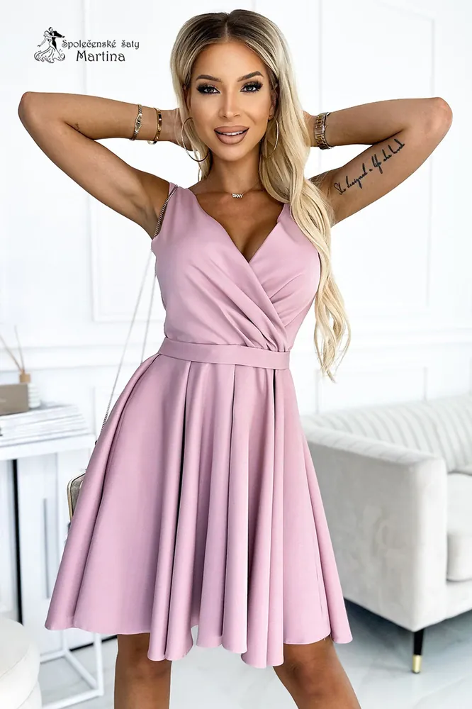 Růžové jednoduché koktejlky "Melanie" do tanečních nebo na svatbu