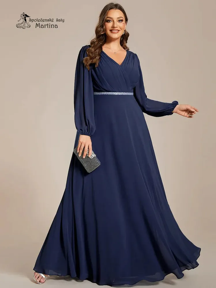 Tmavě modré plus size společenské šaty s dlouhými rukávy "Kerenza"
