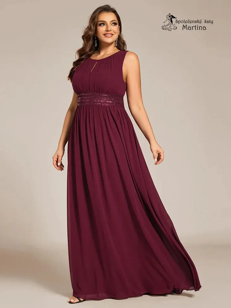 Vínové plus size společenské šaty "Cherry" s lodičkovým výstřihem